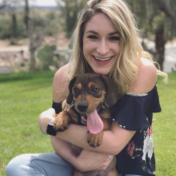 Meet your Posher, Danielle - Picture 1 of 1